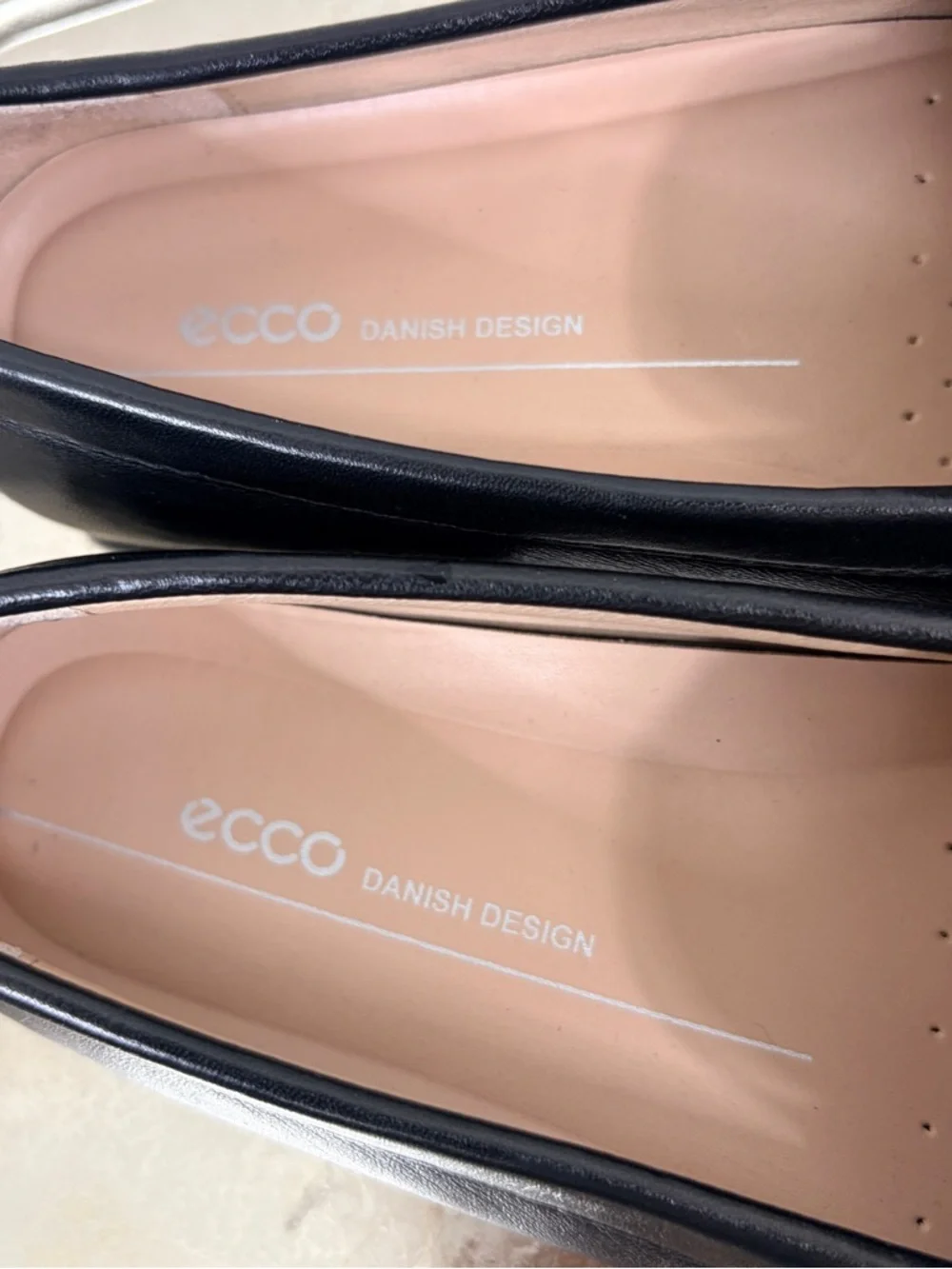 ECCO Classic Driving Shoe Black Leather Penny Loafers - Women 6 NEW W/O TAGS